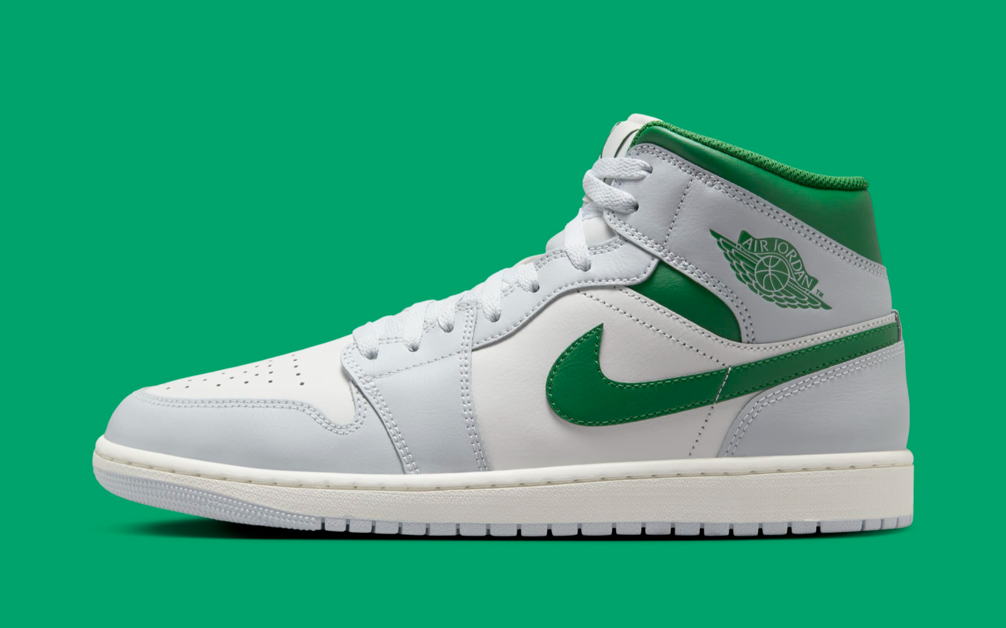 Available Now // Air Jordan 1 Mid 
